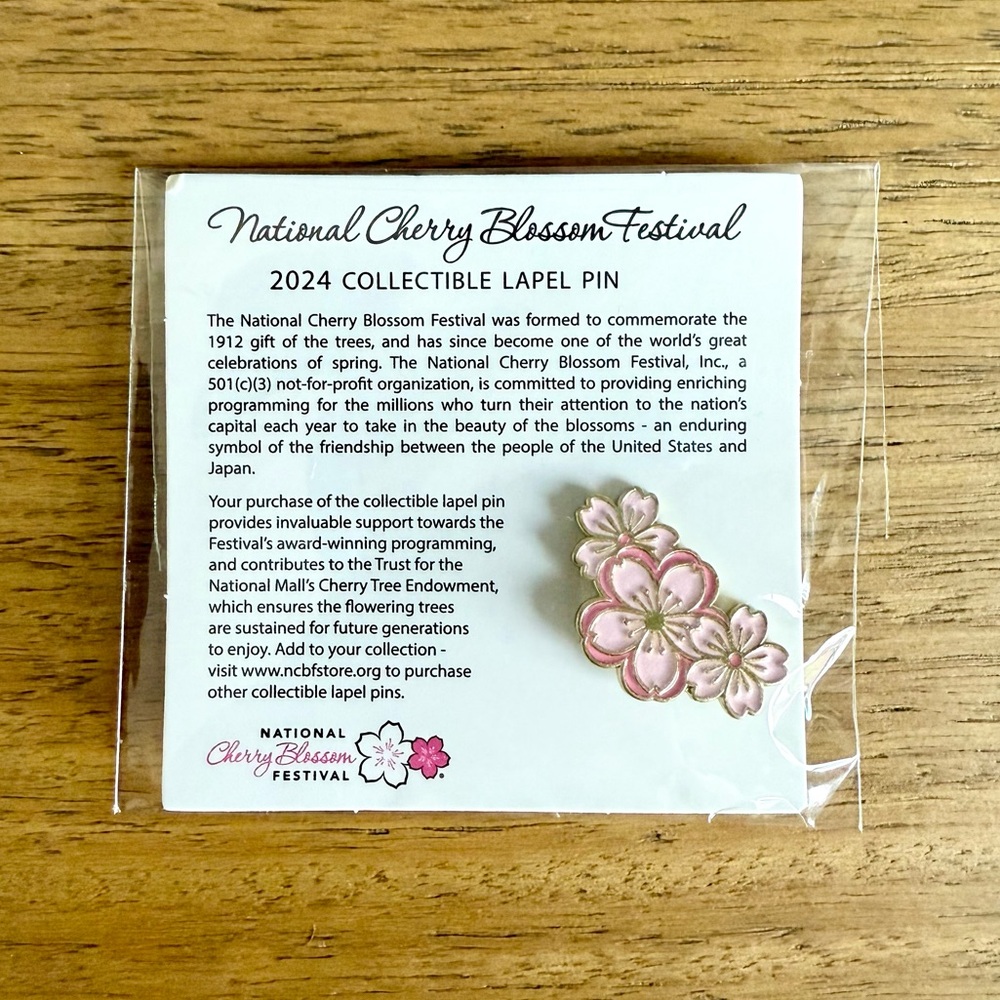 🌸 NWT 2024 Official National Cherry Blossom Festival Lapel Pin 🌸